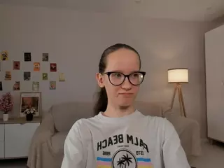 LynetteBails's Live Sex Cam Show