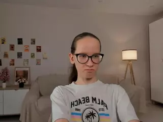 LynetteBails's Live Sex Cam Show
