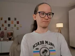 LynetteBails's Live Sex Cam Show