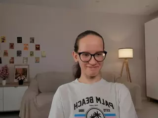 LynetteBails's Live Sex Cam Show