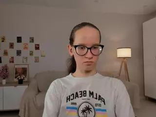 LynetteBails's Live Sex Cam Show