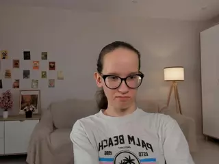 LynetteBails's Live Sex Cam Show