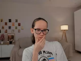 LynetteBails's Live Sex Cam Show