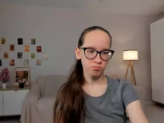 LynetteBails's Live Sex Cam Show