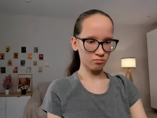 LynetteBails's Live Sex Cam Show