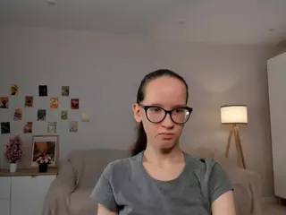 LynetteBails's Live Sex Cam Show