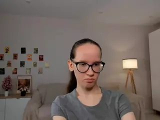 LynetteBails's Live Sex Cam Show
