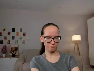 LynetteBails's Live Sex Cam Show