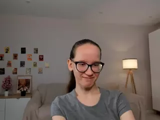LynetteBails's Live Sex Cam Show