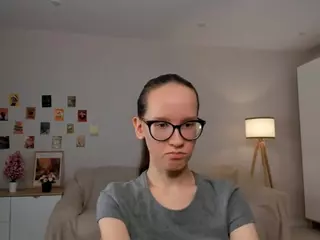 LynetteBails's Live Sex Cam Show