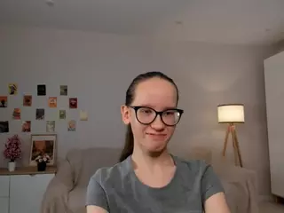 LynetteBails's Live Sex Cam Show