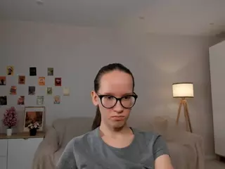 LynetteBails's Live Sex Cam Show