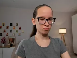 LynetteBails's Live Sex Cam Show
