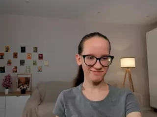 LynetteBails's Live Sex Cam Show