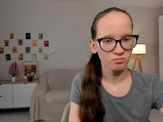 LynetteBails's Live Sex Cam Show