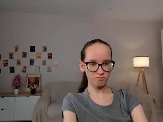 LynetteBails's Live Sex Cam Show