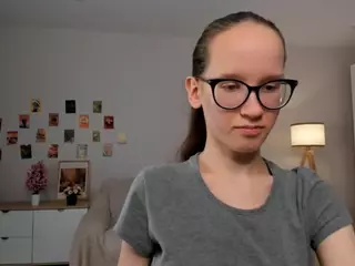 LynetteBails's Live Sex Cam Show