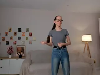 LynetteBails's Live Sex Cam Show
