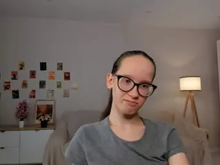 LynetteBails's Live Sex Cam Show