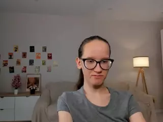 LynetteBails's Live Sex Cam Show