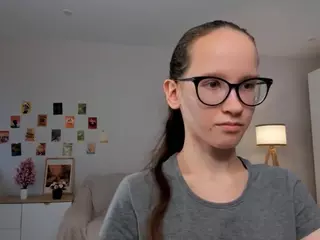 LynetteBails's Live Sex Cam Show