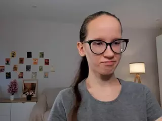 LynetteBails's Live Sex Cam Show