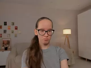 LynetteBails's Live Sex Cam Show
