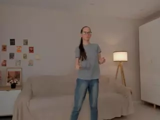 LynetteBails's Live Sex Cam Show