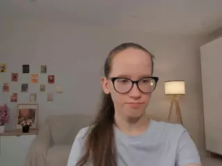 LynetteBails's Live Sex Cam Show
