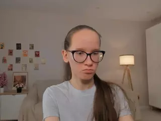 LynetteBails's Live Sex Cam Show
