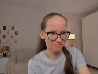 LynetteBails's Live Sex Cam Show