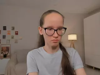 LynetteBails's Live Sex Cam Show