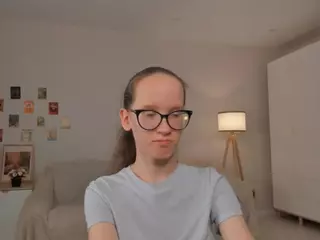 LynetteBails's Live Sex Cam Show