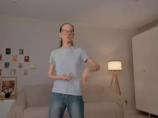 LynetteBails's Live Sex Cam Show