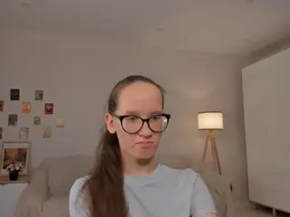 LynetteBails's Live Sex Cam Show