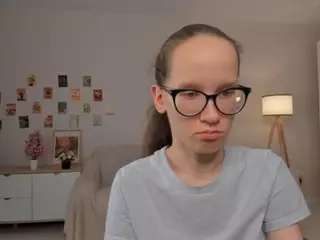 LynetteBails's Live Sex Cam Show