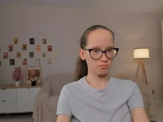LynetteBails's Live Sex Cam Show