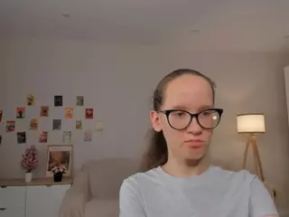 LynetteBails's Live Sex Cam Show