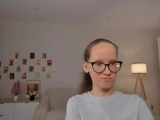 LynetteBails's Live Sex Cam Show
