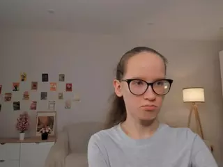 LynetteBails's Live Sex Cam Show
