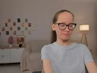 LynetteBails's Live Sex Cam Show