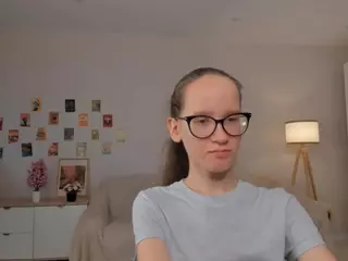 LynetteBails's Live Sex Cam Show