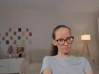 LynetteBails's Live Sex Cam Show