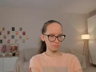 LynetteBails's Live Sex Cam Show