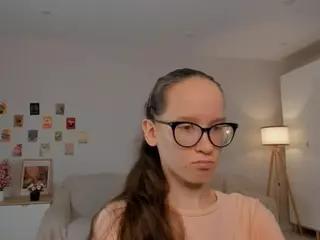 LynetteBails's Live Sex Cam Show