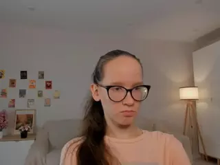 LynetteBails's Live Sex Cam Show