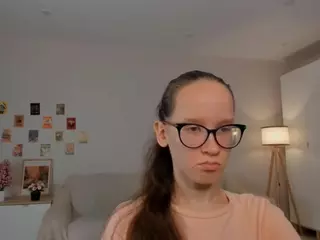 LynetteBails's Live Sex Cam Show