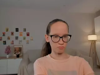 LynetteBails's Live Sex Cam Show