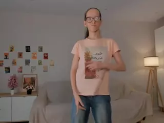 LynetteBails's Live Sex Cam Show