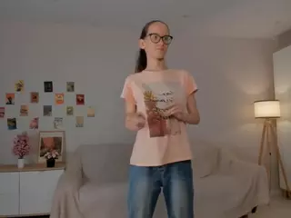 LynetteBails's Live Sex Cam Show